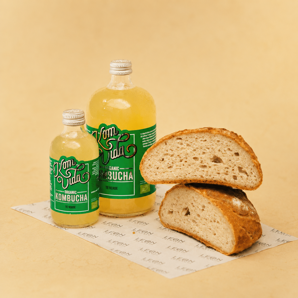 Hogazas de pan de kombucha sin gluten ni lactosa